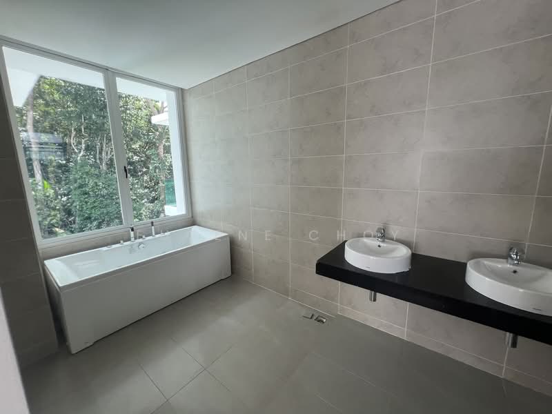 Semi-Detached House for Sale in Bandar Kinrara Seksyen 5 (Bandar Kinrara) - Eugene Choy - Bathroom - PropertyGuru.com.my