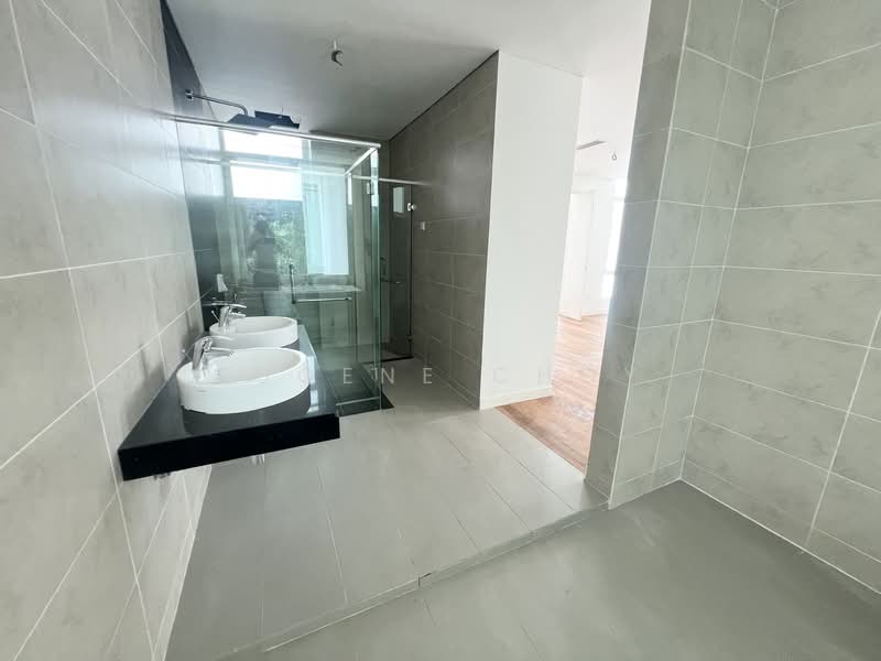 Semi-Detached House for Sale in Bandar Kinrara Seksyen 5 (Bandar Kinrara) - Eugene Choy - Bathroom - PropertyGuru.com.my