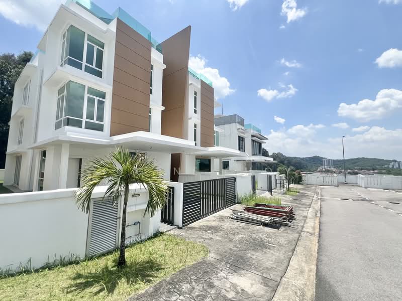 Semi-Detached House for Sale in Bandar Kinrara Seksyen 5 (Bandar Kinrara) - Eugene Choy - Exterior - PropertyGuru.com.my