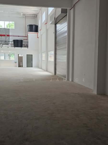 Factory for Sale in Seri Kembangan (Selangor) - C.Y. Janice - Interior - PropertyGuru.com.my