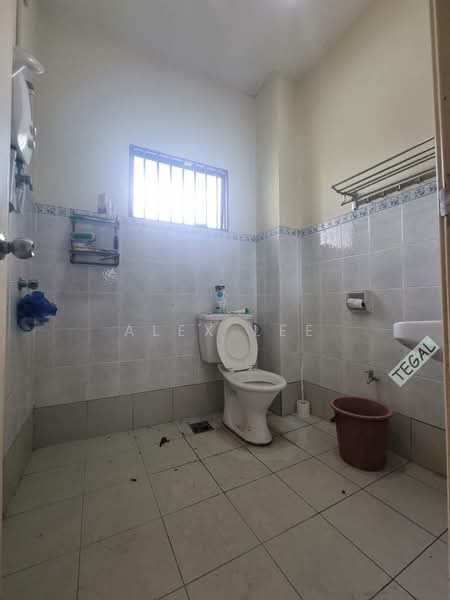 Terraced House for Sale in Bandar Puteri Klang (Klang) - Alex Lee - Bathroom - PropertyGuru.com.my
