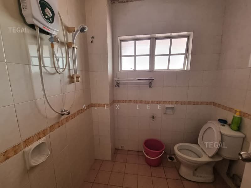 Terraced House for Sale in Bandar Puteri Klang (Klang) - Alex Lee - Bathroom - PropertyGuru.com.my