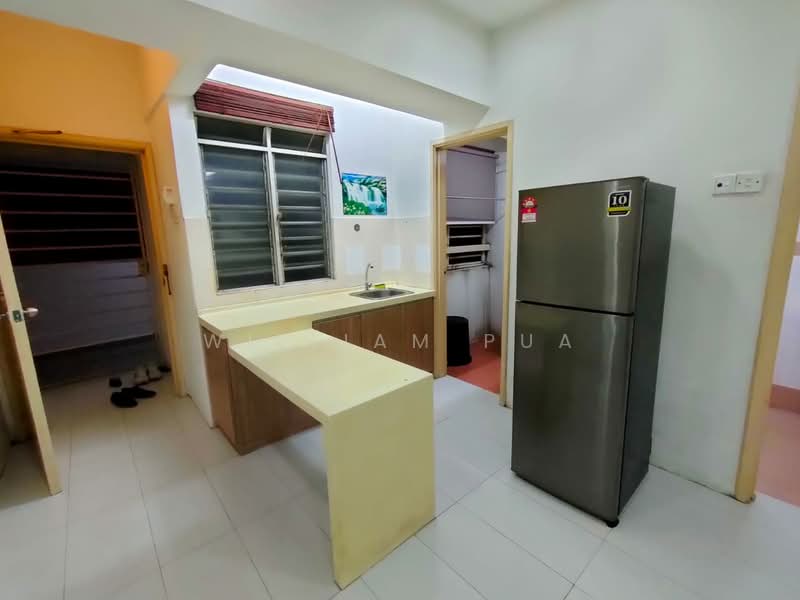 Rhythm Avenue untuk Untuk Disewa - RM 1,050 /bulan, Mac 2026 - Kitchen - PropertyGuru.com.my