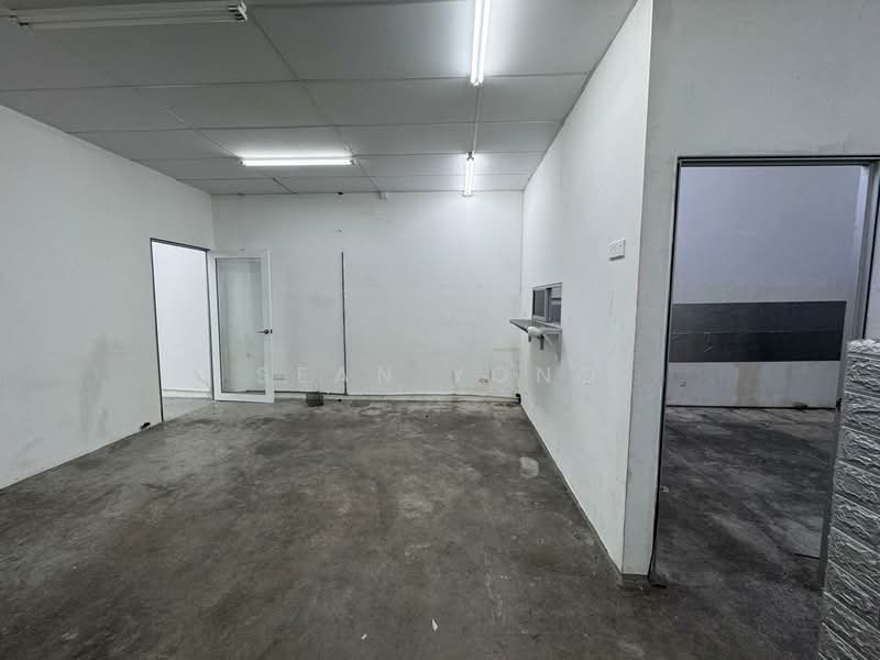 Shop for Rent in Klang (Selangor) - Sean Yong - Interior - PropertyGuru.com.my