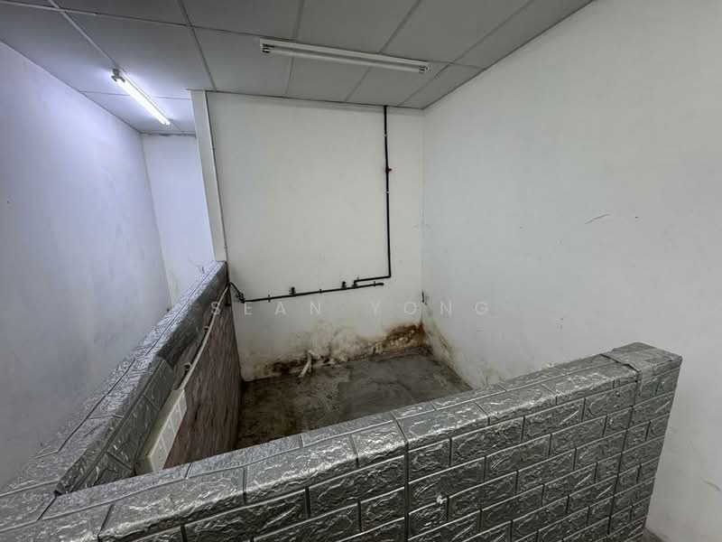 Shop for Rent in Klang (Selangor) - Sean Yong - Interior - PropertyGuru.com.my
