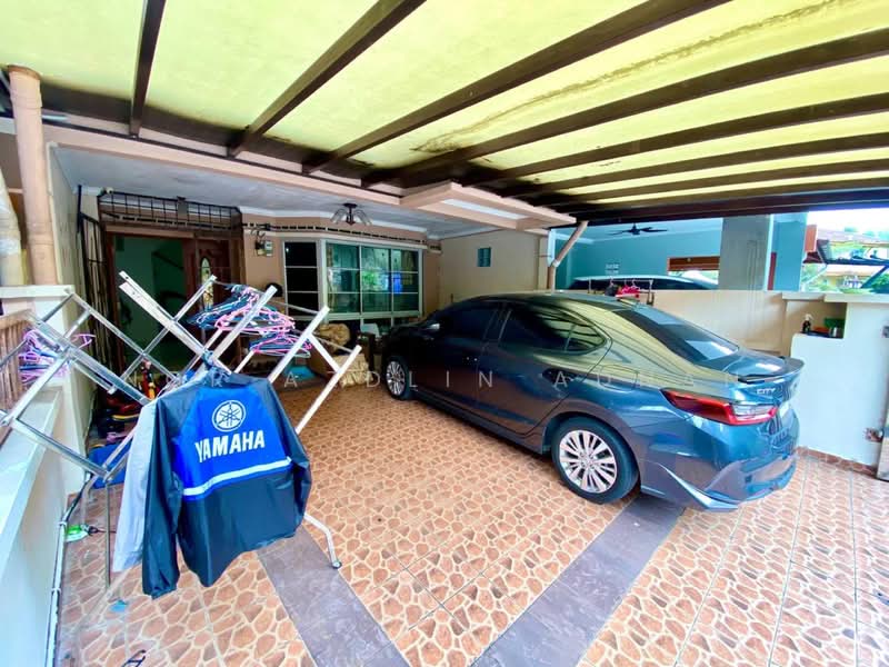 2-storey Terraced House for Sale in Taman Impian Putra (Bangi) - Nor Azdlin Adnan - Exterior - PropertyGuru.com.my