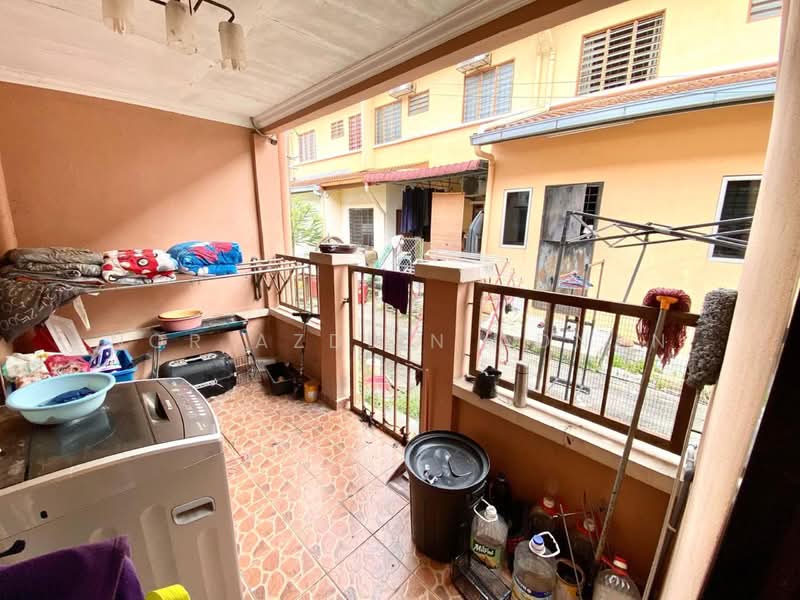 2-storey Terraced House for Sale in Taman Impian Putra (Bangi) - Nor Azdlin Adnan - Balcony - PropertyGuru.com.my
