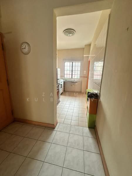 Anjung Villa untuk Untuk Dijual - RM 490,000, Mac 2026 - Kitchen - PropertyGuru.com.my