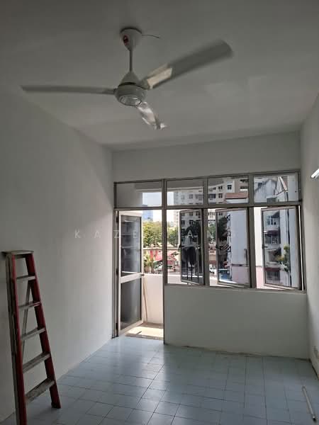 Untuk Disewa - Taman Bunga Merah