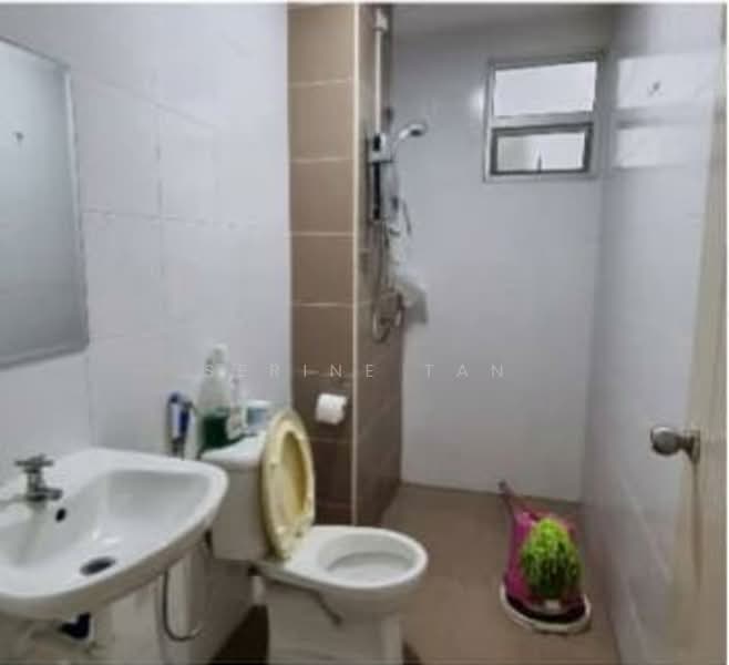 Condominium for Rent at Fairway Suites - Serine Tan - PropertyGuru.com.my
