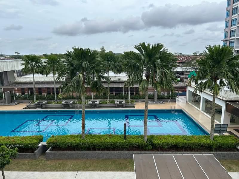 Apartment for Rent at Seri Austin Residence (Pangsapuri Seri Austin) - Scarlette Lai - Pool - PropertyGuru.com.my