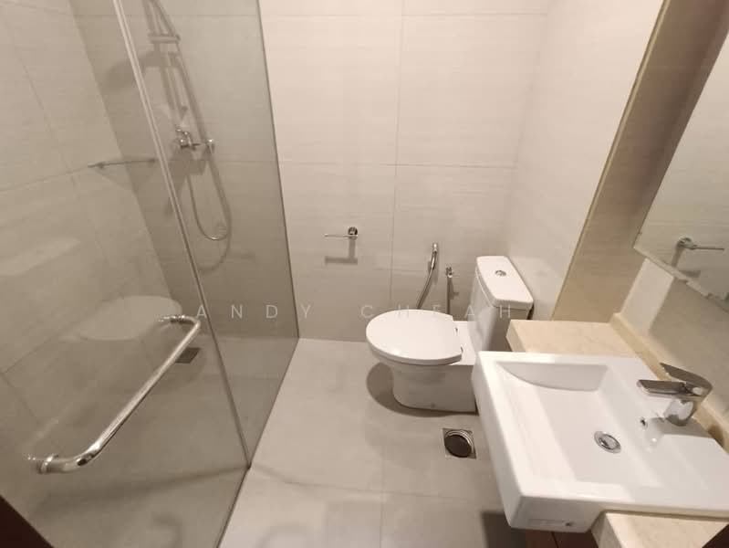 Service Residence for Sale at Puteri Cove Residences - Andy Cheah - Bathroom - PropertyGuru.com.my