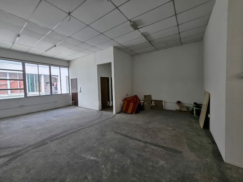 Shop / Office for Rent in Taman Mutiara Mas (Skudai) - Tommy Tai - Interior - PropertyGuru.com.my