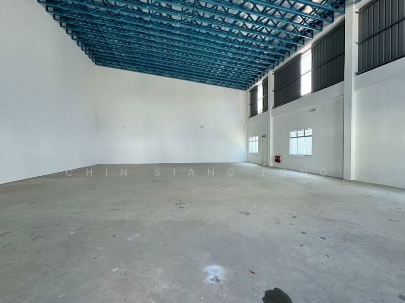 Semi-D Factory for Rent in Industri Ayer Keroh (Ayer Keroh) - Chin Siang Fong - Interior - PropertyGuru.com.my