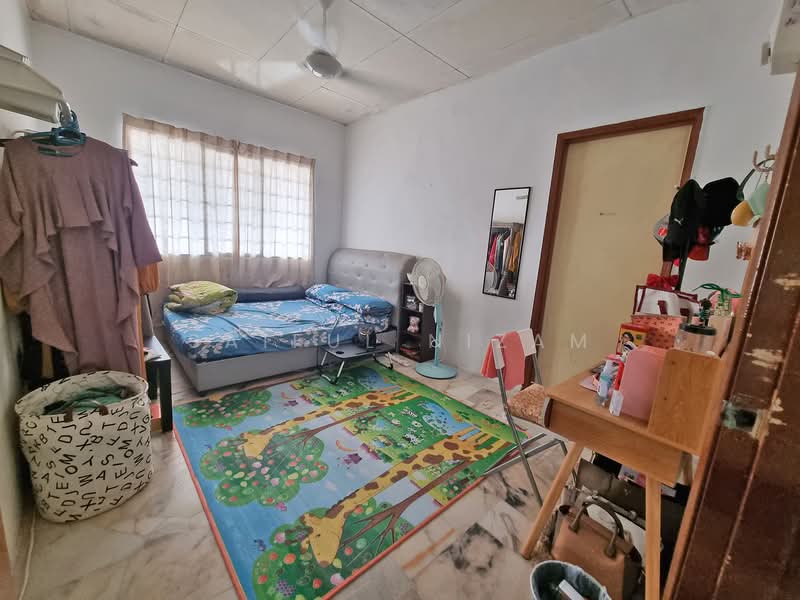 Apartment for Sale at Astana Alam Apartment 3 - Saiful Nizam - Bedroom - PropertyGuru.com.my