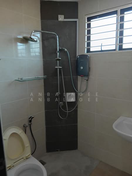 Bungalow for Sale in Country Heights (Kajang) - Anbalagee Anbalagee - Bathroom - PropertyGuru.com.my