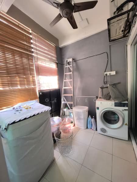 2-storey Terraced House for Sale in Alam Damai (Cheras) - Angel Yeoh - Balcony - PropertyGuru.com.my