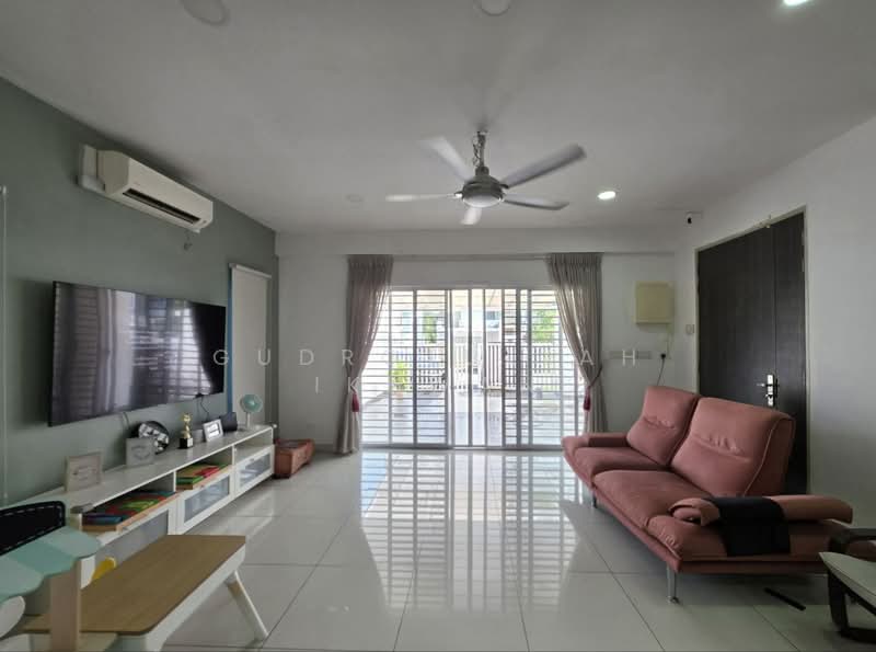 The Clover Homes untuk Untuk Dijual - RM 700,000, Mac 2026 - Living Room - PropertyGuru.com.my