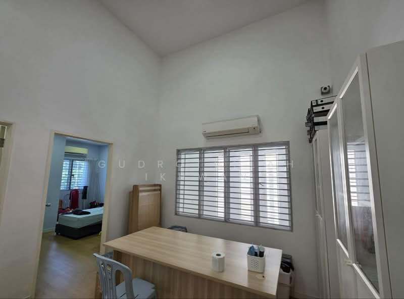 The Clover Homes untuk Untuk Dijual - RM 700,000, Mac 2026 - Bedroom - PropertyGuru.com.my