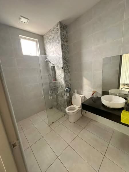 Cluster House for Sale in Skudai (Johor) - Tuxton Phiong - Bathroom - PropertyGuru.com.my