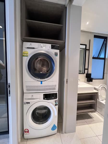 Millerz Square untuk Untuk Disewa - RM 2,600 /bulan, Mac 2026 - Bathroom - PropertyGuru.com.my