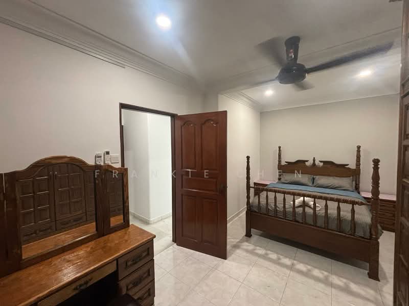 Semi-Detached House for Rent in Taman Iskandar (Johor Bahru) - Frankie Chen - PropertyGuru.com.my