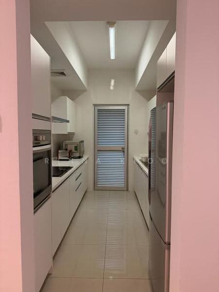 Service Residence for Sale at Solaris Dutamas - Rinna Khoo - Kitchen - PropertyGuru.com.my