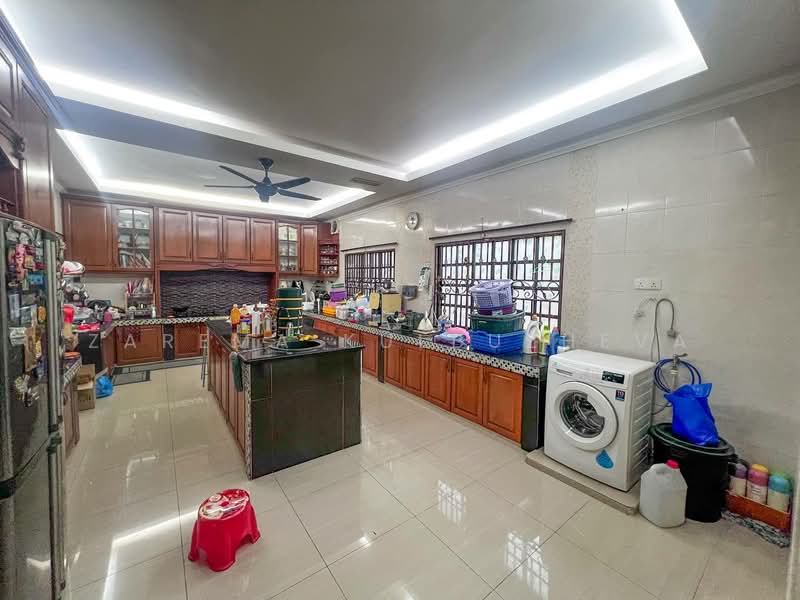 Semi-Detached House for Sale in Taman Taming Maju (Cheras) - Zarema Kulbuzheva - Kitchen - PropertyGuru.com.my