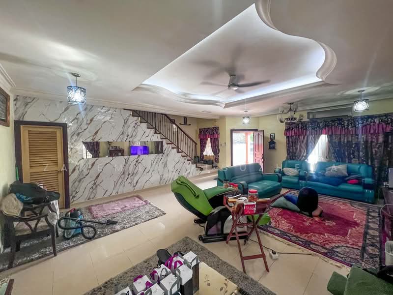 Semi-Detached House for Sale in Taman Taming Maju (Cheras) - Zarema Kulbuzheva - Living Room - PropertyGuru.com.my