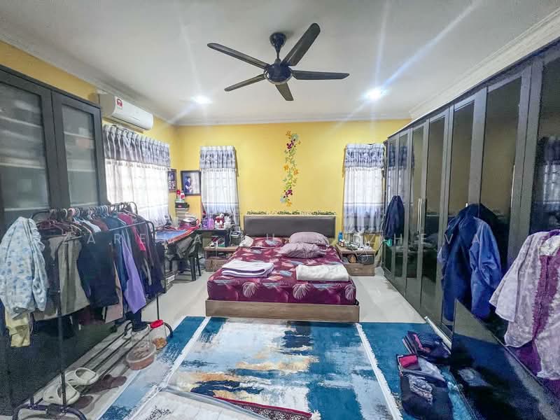 Semi-Detached House for Sale in Taman Taming Maju (Cheras) - Zarema Kulbuzheva - Bedroom - PropertyGuru.com.my