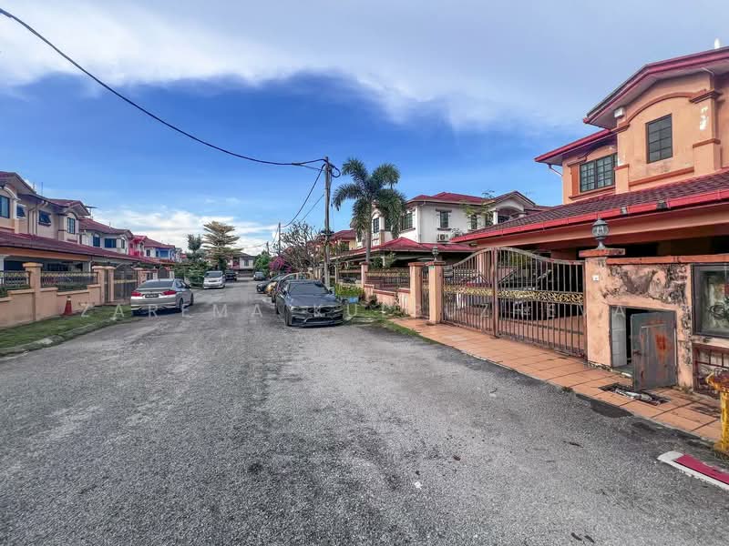 Semi-Detached House for Sale in Taman Taming Maju (Cheras) - Zarema Kulbuzheva - Exterior - PropertyGuru.com.my