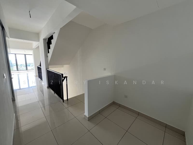 3-storey Terraced House for Sale in Taman Melawati (Ulu Kelang) - Shaziery Iskandar - PropertyGuru.com.my
