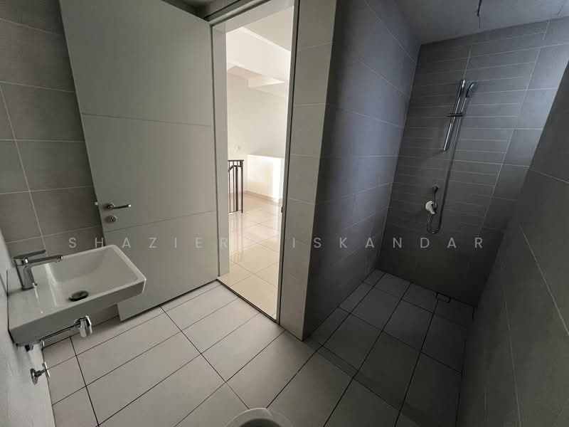 3-storey Terraced House for Sale in Taman Melawati (Ulu Kelang) - Shaziery Iskandar - PropertyGuru.com.my