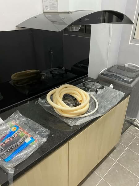 Seasons Garden Residences untuk Untuk Disewa - RM 1,799 /bulan, Mac 2026 - Kitchen - PropertyGuru.com.my