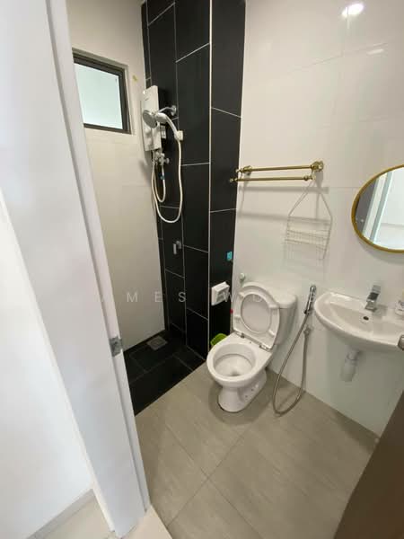 Service Residence for Rent at Seasons Garden Residences - James Wong - Bathroom - PropertyGuru.com.my