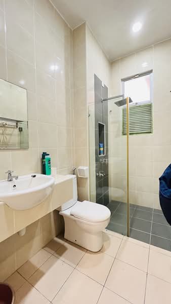 Semi-Detached House for Sale in Bandar Putra (Kulai) - Jason Teo - Bathroom - PropertyGuru.com.my