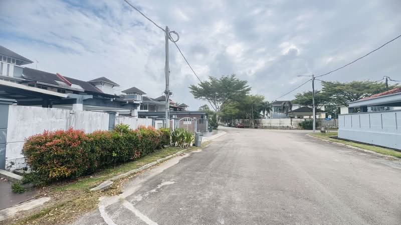 Semi-Detached House for Sale in Bandar Putra (Kulai) - Jason Teo - Exterior - PropertyGuru.com.my