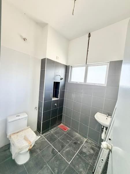 Cluster House for Sale in Skudai (Johor) - Bee Ng - Bathroom - PropertyGuru.com.my