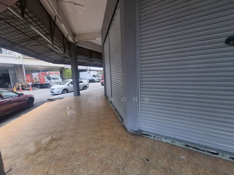 Shop for Rent in Petaling Jaya (Selangor) - FC Wong - Exterior - PropertyGuru.com.my