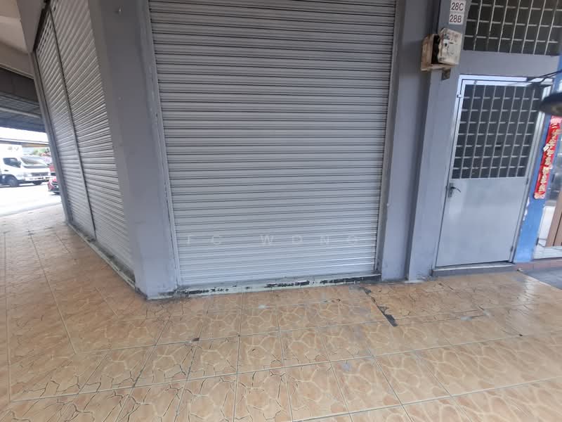 Shop for Rent in Petaling Jaya (Selangor) - FC Wong - Exterior - PropertyGuru.com.my