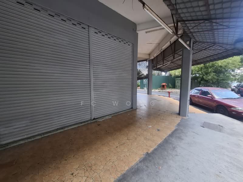 Shop for Rent in Petaling Jaya (Selangor) - FC Wong - Exterior - PropertyGuru.com.my