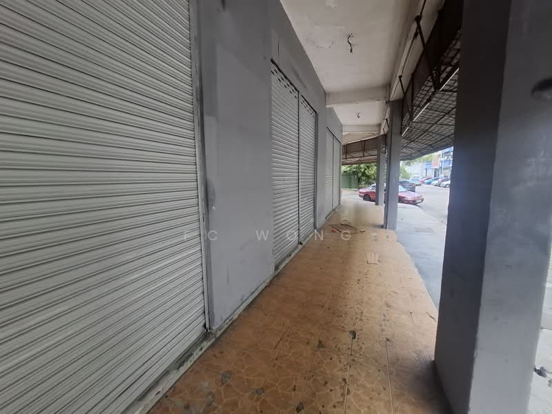 Shop for Rent in Petaling Jaya (Selangor) - FC Wong - Exterior - PropertyGuru.com.my