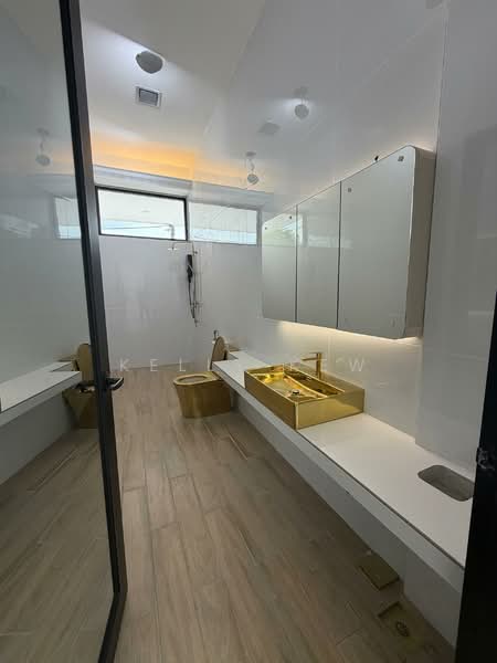 Bungalow for Rent in Kota Damansara (Selangor) - Kelly Kew - Bathroom - PropertyGuru.com.my