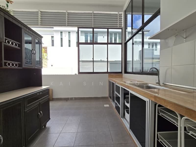 Cluster House for Rent in Taman Adda Heights (Tebrau) - Kai Sin Cho - Kitchen - PropertyGuru.com.my