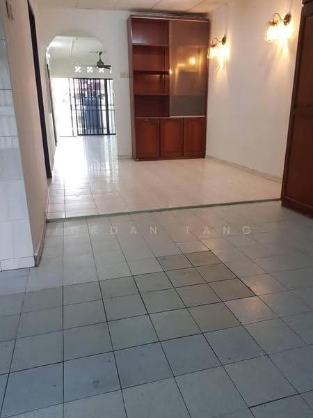 Rumah Teres 1-Tingkat untuk Dijual di Taman Greenwood (Batu Caves) - Jordan Tang - Living Room - PropertyGuru.com.my