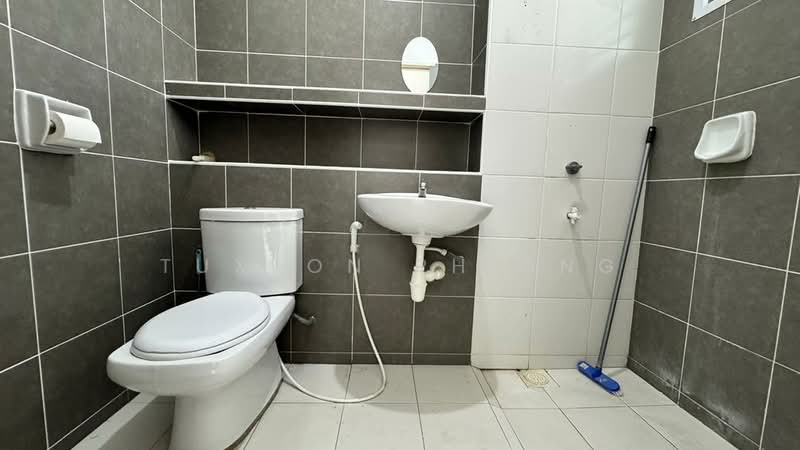 2-storey Terraced House for Sale in Iskandar Puteri (Nusajaya) (Johor) - Tuxton Phiong - Bathroom - PropertyGuru.com.my