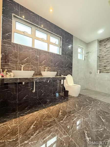 Link Bungalow for Sale in Setia Alam (Selangor) - Ryan . - Bathroom - PropertyGuru.com.my