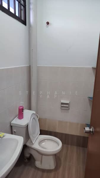 Taman Mutiara Rini untuk Untuk Disewa - RM 2,000 /bulan, Mac 2026 - Bathroom - PropertyGuru.com.my