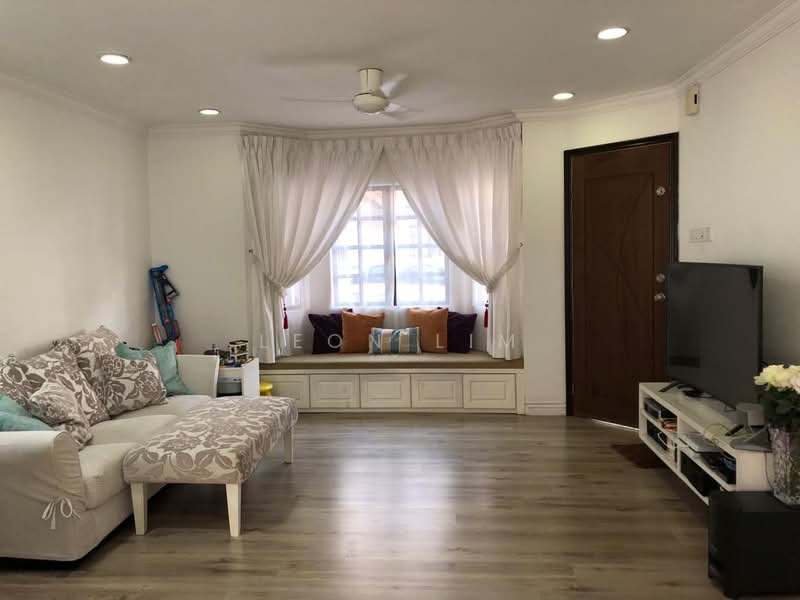Townhouse for Sale in Bandar Pinggiran Subang (Shah Alam) - Leon Lim - Living Room - PropertyGuru.com.my