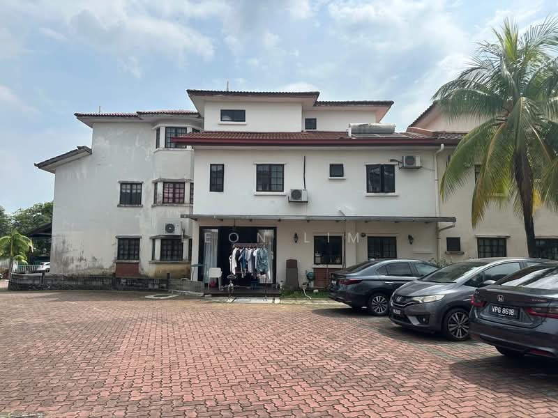 Townhouse for Sale in Bandar Pinggiran Subang (Shah Alam) - Leon Lim - Exterior - PropertyGuru.com.my